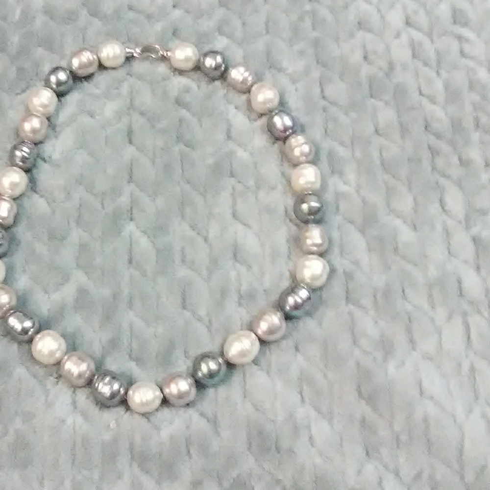 Gorgeous statement pearls